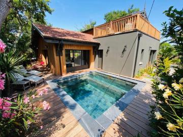 Villa coin de paradis avec piscine et jacuzzi 4 étoiles