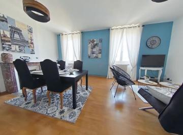 Logement Place d'Erlon hypercentre avec balcon