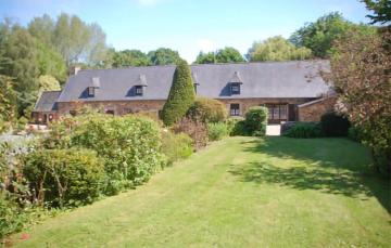 Amazing home in Plouguiel with 2 Bedrooms