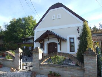 Nánaháza