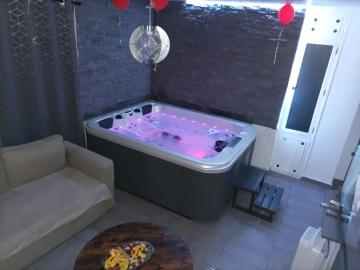 Superbe appartement T2 avec jacuzzi (jacuzzimars)
