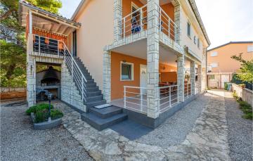 Awesome apartment in Vir with WiFi and 2 Bedrooms