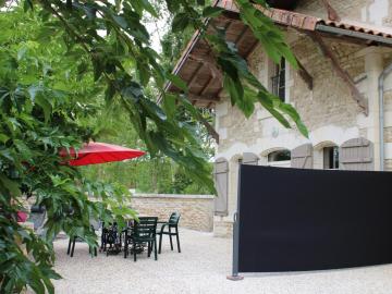 Gîte Bourg-Charente, 3 pièces, 4 personnes - FR-1-653-109