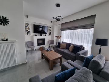 Glyfada modern 3 bedroom apartment