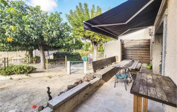 Nice home in Cazouls-ls-Bziers with 3 Bedrooms and WiFi