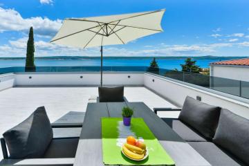 Modern Villa Futura with pool