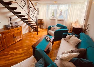 Seamans Apartment