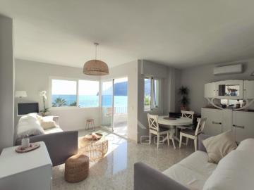Quiet Beachfront Apartment