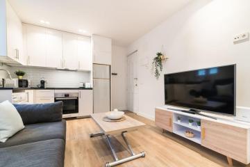Amazing Apartment! quiet and bright, Madrid.