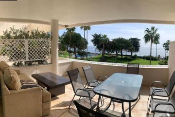 Luxury 2-Bed appt. Sea-Views