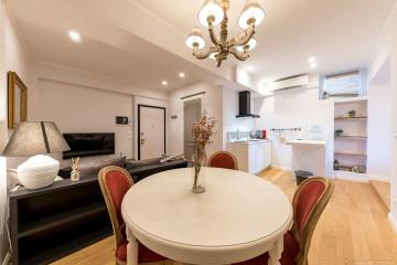 “D’Azeglio N.9” Luxury Panoramic Flat with Kitchen