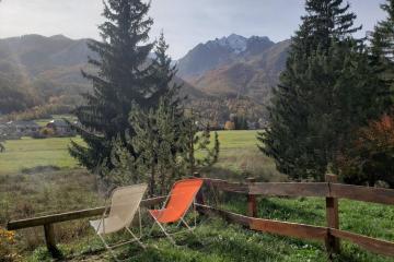 40m with garden and nice view on the valley