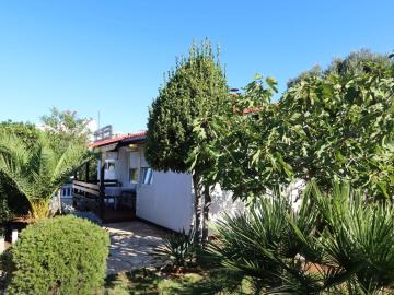 Holiday Home Tin - VIR101