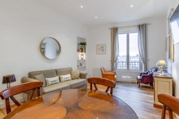 Large studio with view on the sea in the famous Trouville Palace - Welkeys