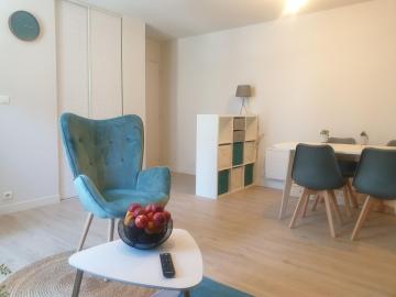 Appartement La Bourboule, 2 pièces, 4 personnes - FR-1-667-43