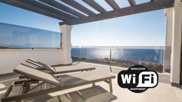 Blue Suites B5-403