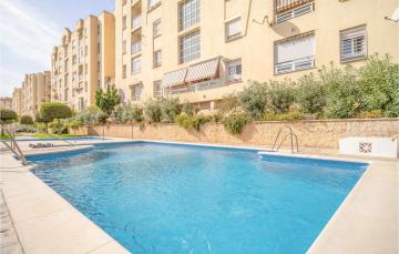 Nice apartment in Torremolinos with Outdoor swimming pool, WiFi and 2 Bedrooms