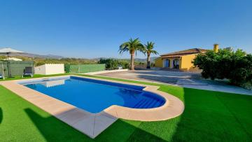 LOS OLIVOS. MORAIRA. LIVE IT COSTABLANCA