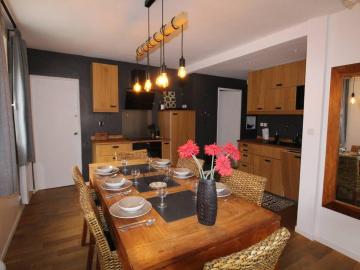 Appartement Bagnères-de-Luchon, 4 pièces, 6 personnes - FR-1-313-212