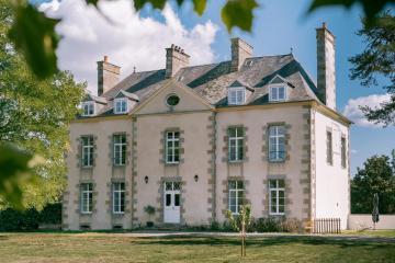 Maison Léonce - Le É