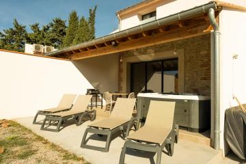 66A3 - Gîte familial Syrah - jacuzzi - au sein du vignoble