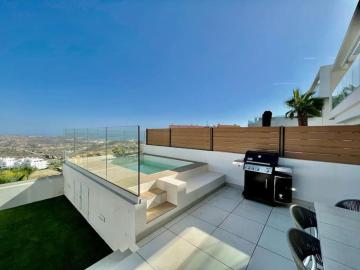 Luxury apartment with private pool - luxurious smarthome in Mijas golf