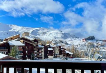 Appartement Plagne village au pied des pistes