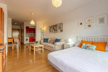 797 Holiday Rentals - Encantador estudio para 2 en el centro de Arroyo.