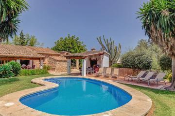 Beautiful Mallorca Villa Can Salas 3 Bedrooms Breathtaking View of Trauntana Mountains Pollensa