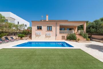 NEW! VILLA CAN FIOLY, POOL, WIFI, BBQ