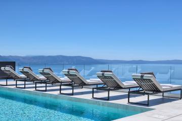 Villa Ultima with sea view, private pool, jacuzzi, gym and sauna