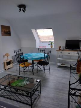 Paimpol appartement port,gare et commerce a pied