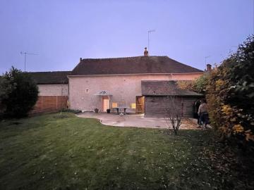 Grande maison de village proche Mortagne-au-Perche
