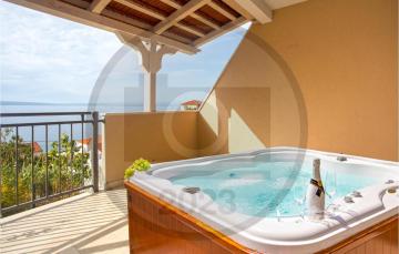 Nice apartment in Suhi Potok with Jacuzzi, 2 Bedrooms and WiFi
