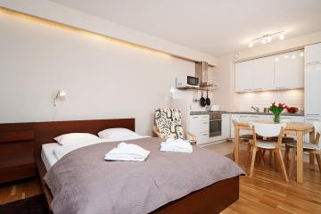 Studio Apartment Masarska 9 by Renters