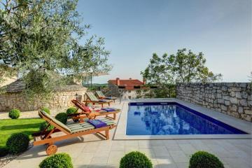 Poolincluded Seaview Villa Adriana