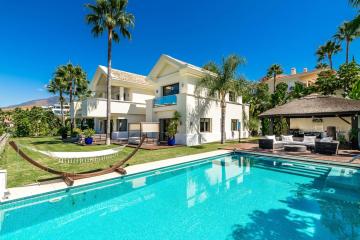 All About Le Reve Villa