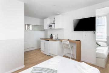 Studio Roi Arthur, neuf et équipé, proche centre et tramway