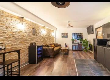 appart'hôtel le 8 avec Spa&Jacuzzi