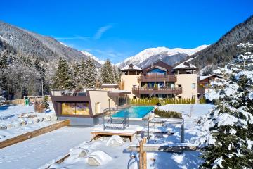 FONTIS luxury spa lodge