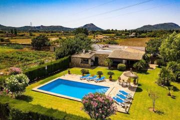 Relax in a natural environment next to Pollensa Special Prices Car Hire for our guests
