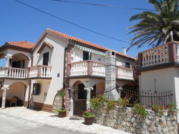 Apartment in Privlaka with balcony, air conditioning, WiFi, dishwasher 878-1