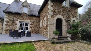 Le Manoir d'Allineuc - jardin, piscine, pétanq.