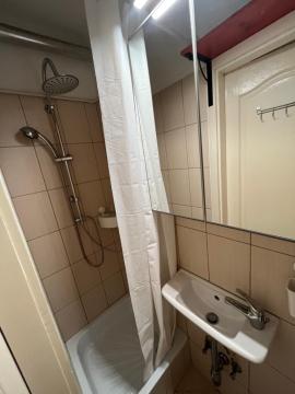 Tiny Private Apartment in Central Buda.