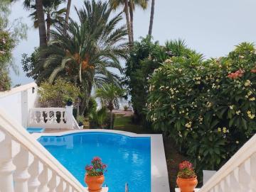 Beautiful 2 bedroom in Calle Carabeo, Nerja