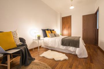 Apartamento jardín San Carlos