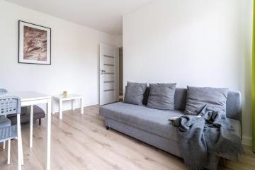 Bright And Cozy- Golden Apartments- City Center&K2
