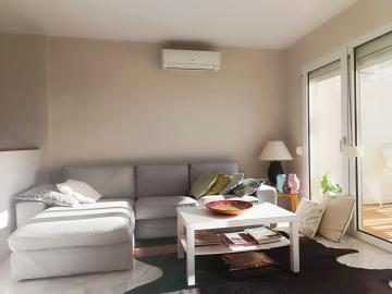 MON - Lovely 3-bedroom duplex with pool & great sea view