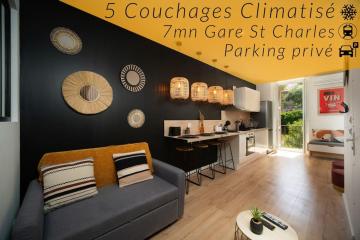 apartment air conditioning balcony private parking