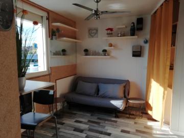 Studio meublé aux sablettes